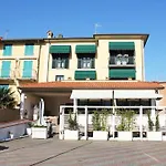 Toscana 3* Lido di Camaiore
